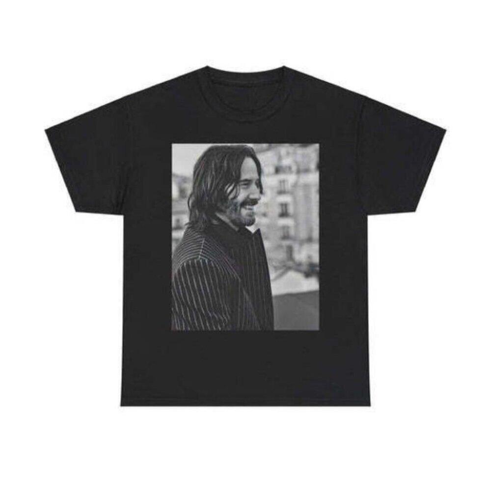 Keanu Reeves 90S Tour Style Tee Retro Movie Icon Graphic Unisex T-Shirt